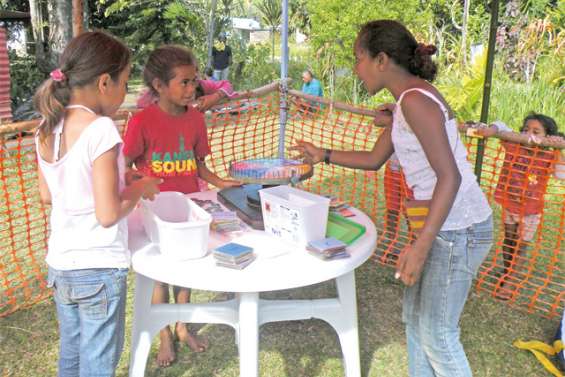 Les écoliers organisent leur kermesse