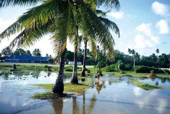 Les Tuvalu vont à l'eau