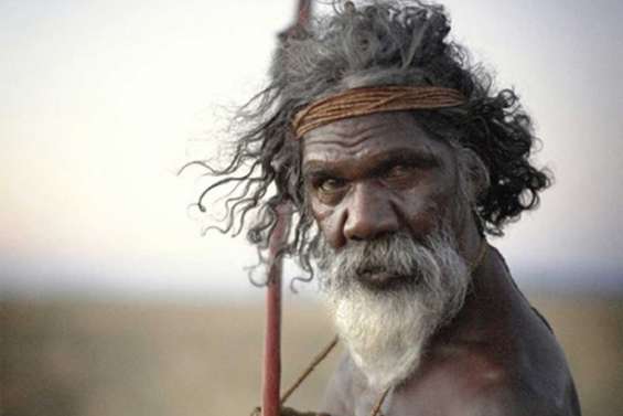 Les Aborigènes à la traîne
