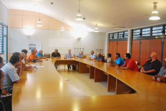 Unis contre le braconnage