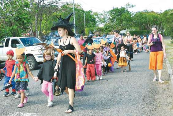 200 petits monstres dans les rues