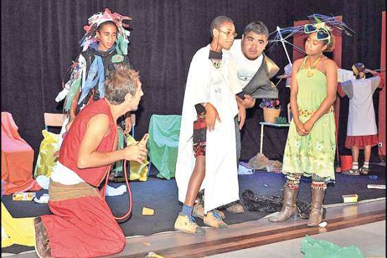 Le recyclage mis en scène