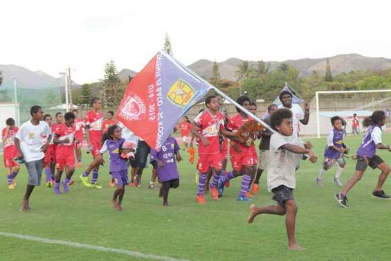 Les jeunes de Baco champions