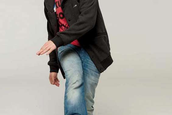 Kev Adams : « Je vis ma vie à fond »