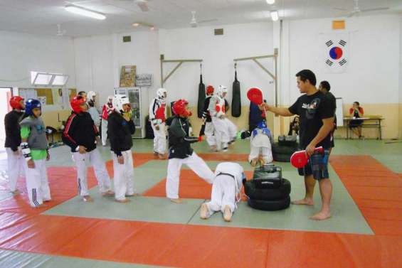 Trois clubs font tatami commun