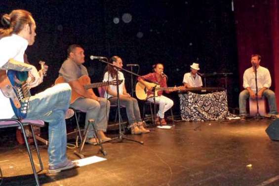 Tyssia enchante  le centre socioculturel