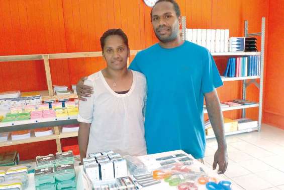 Dans leurs petits papiers