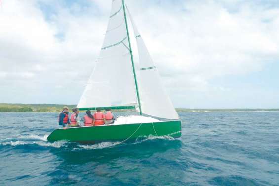 Une mer d'accueil pour Ouvéa