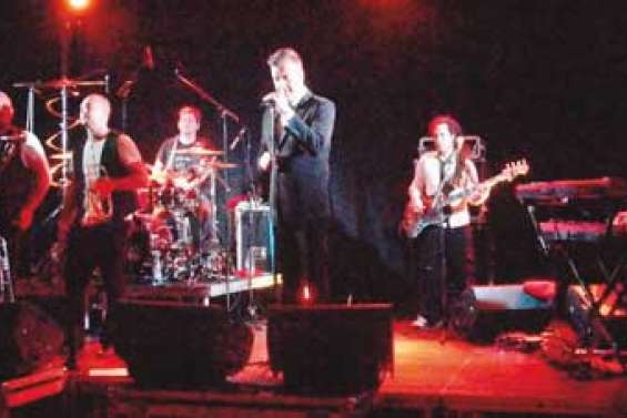 Un concert « Deluxe »