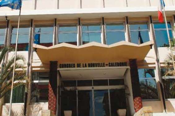 Cumul des mandats, concentrations et fraude fiscale au Congrès