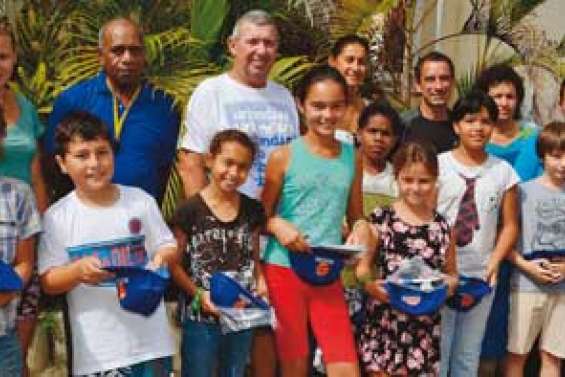 Unis par les divisions