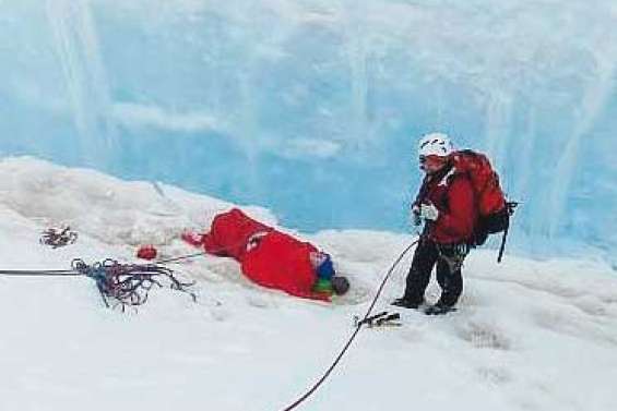 La nuit dans une crevasse