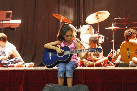 La basse se fait entendre