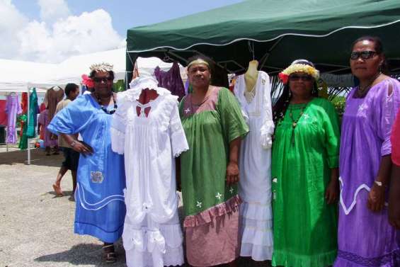 Défilé de popinées