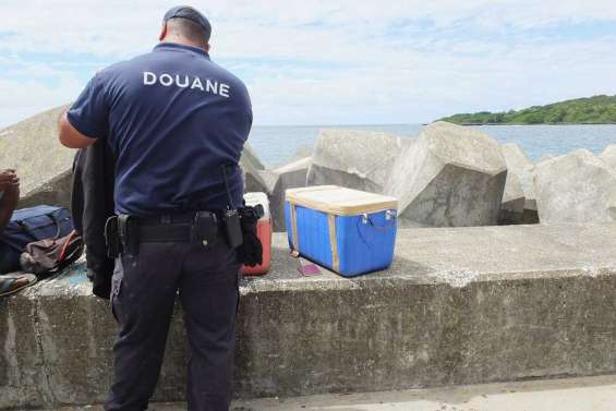 Départs et arrivées  sous surveillance