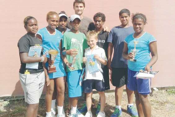 Une tournée côté courts