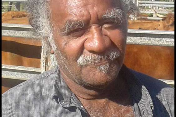 « C'est le souvenir du vieux  qui m'aide à continuer »