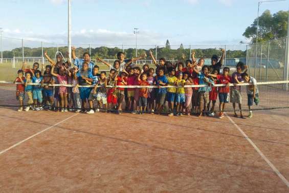 Adeptes de la balle jaune