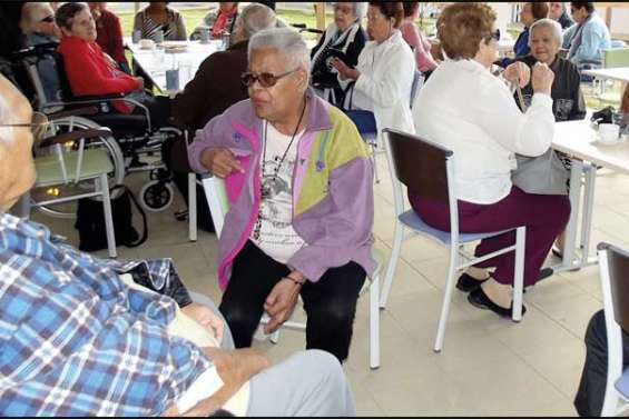 Les anciens visitent La Foa