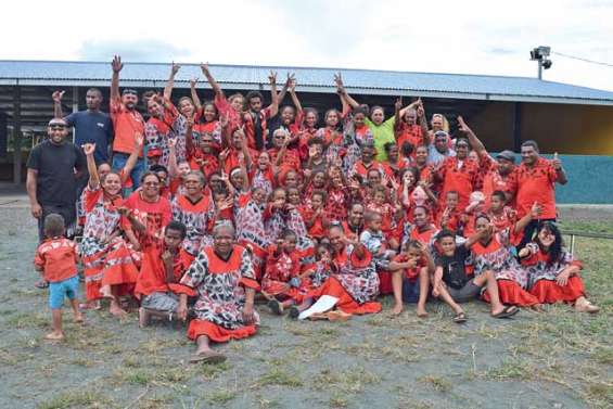 Les danseurs  de Saint-Louis décollent