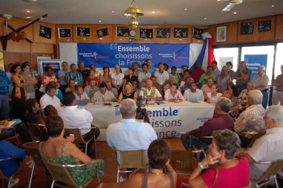 Le Mouvement Populaire Calédonien est né