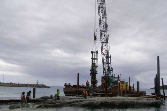 Paquebots en vue le 15 avril