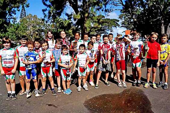 Les petits dans la course