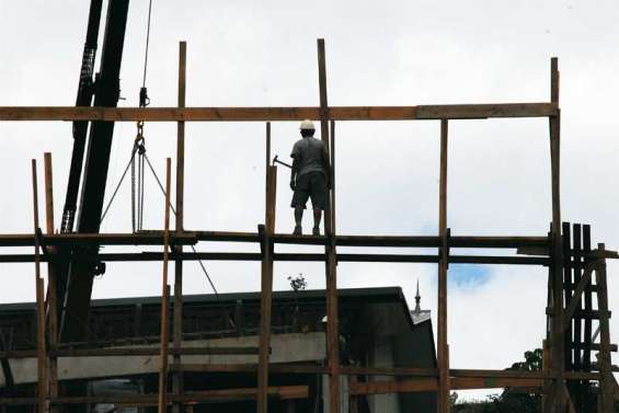 Chantier sous tension à Tina