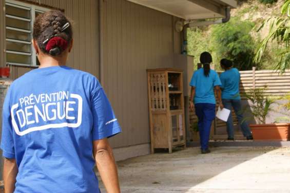 La dengue est dans la place