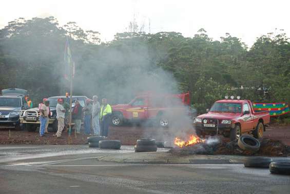 Le carrefour de la Madeleine bloqué