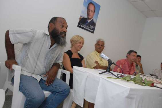 PS et FLNKS en campagne