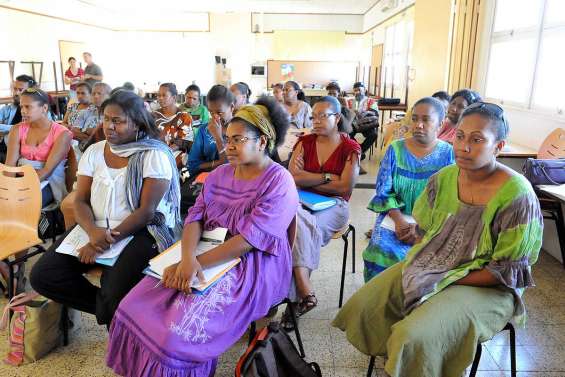 Un diplôme universitaire des langues océaniennes
