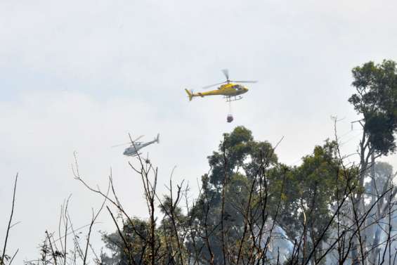 Un hectare part en fumée à Païta