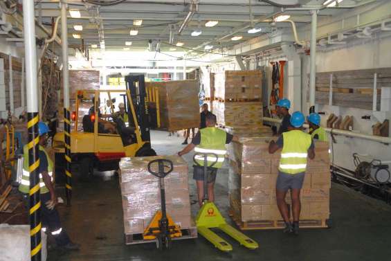 Les invendus finissent à la poubelle