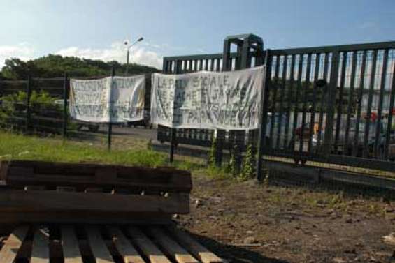 Le conflit s'installe dans la durée à Star Pacifique