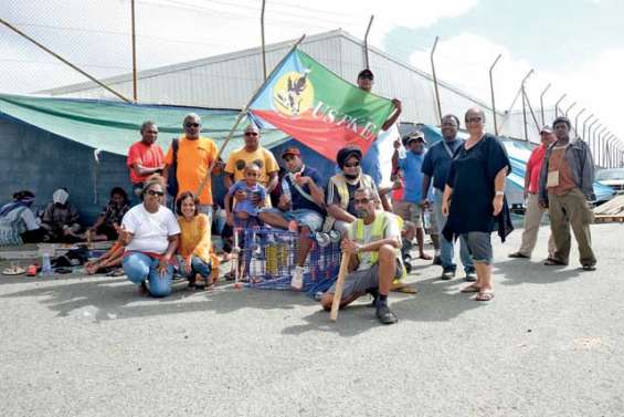 Deux semaines de conflit et l'USTKE « n'a pas fini »