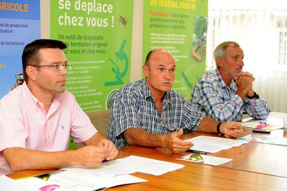La machine à rassembler les agriculteurs démarre