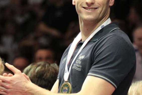 Thomas rayonne, Diane sombre