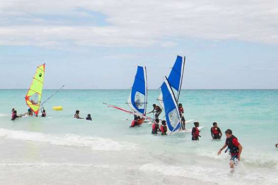 Ça planche sur le lagon