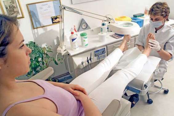 Ongle incarné, il faut absolument consulter