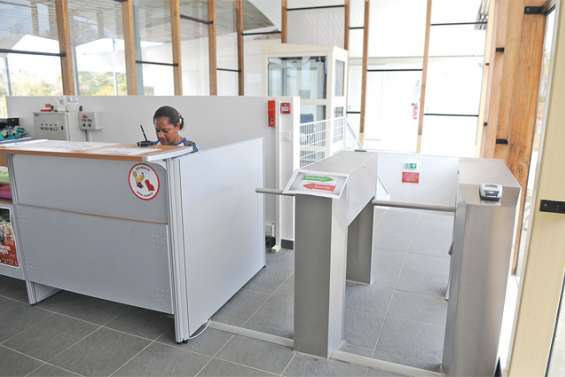 La piscine devient payante