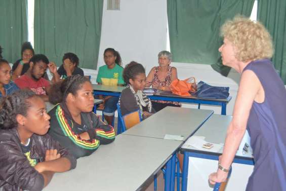 Un pont vers  la Métropole