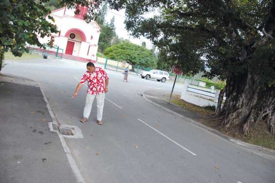 Une marche contre la violence