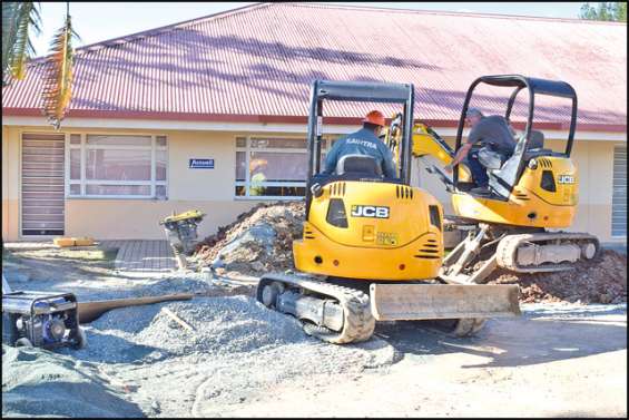 Le parking du dispensaire est en travaux