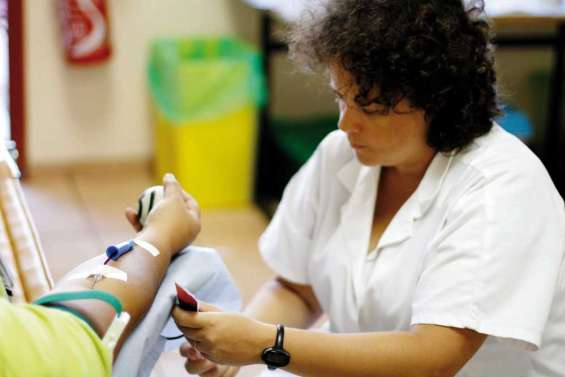 Collecte de sang au Dock