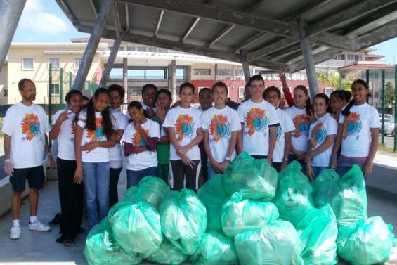 Place nette au collège d'Ondémia