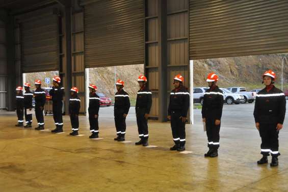 Douze jeunes pompiers à l'honneur