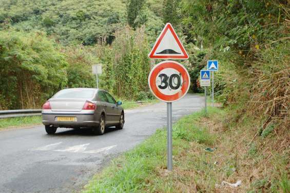 A N'Dé, faut pas pousser