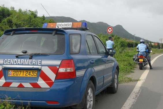 Païta : échauffourée entre jeunes et gendarmes