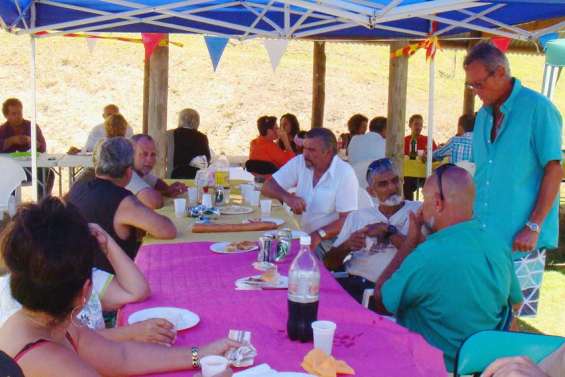 Un repas pour lancer  sa campagne